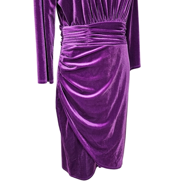 London Times Ruched Velvet Dress Womens Size 8 Purple Whimsigoth Mob Wife Unique - Picture 12 of 13